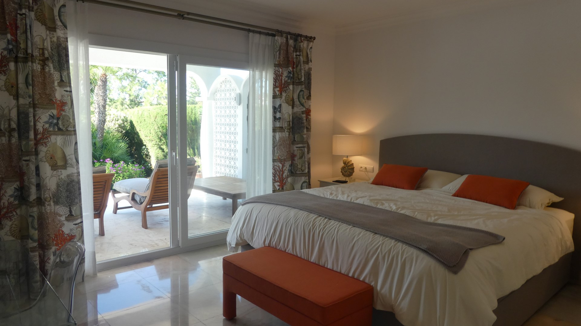 Mediterranean one floor villa recently refurbished in Atalaya Baja, Estepona