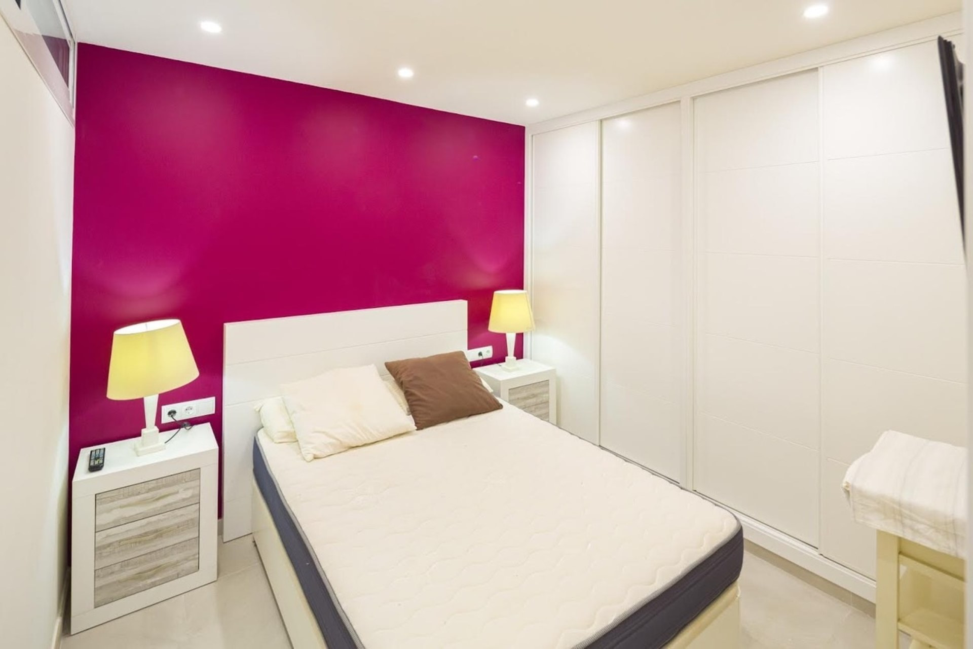 Perfectly located 3 bedroom penthouse in La Dama de Noche, Nueva Andalucia