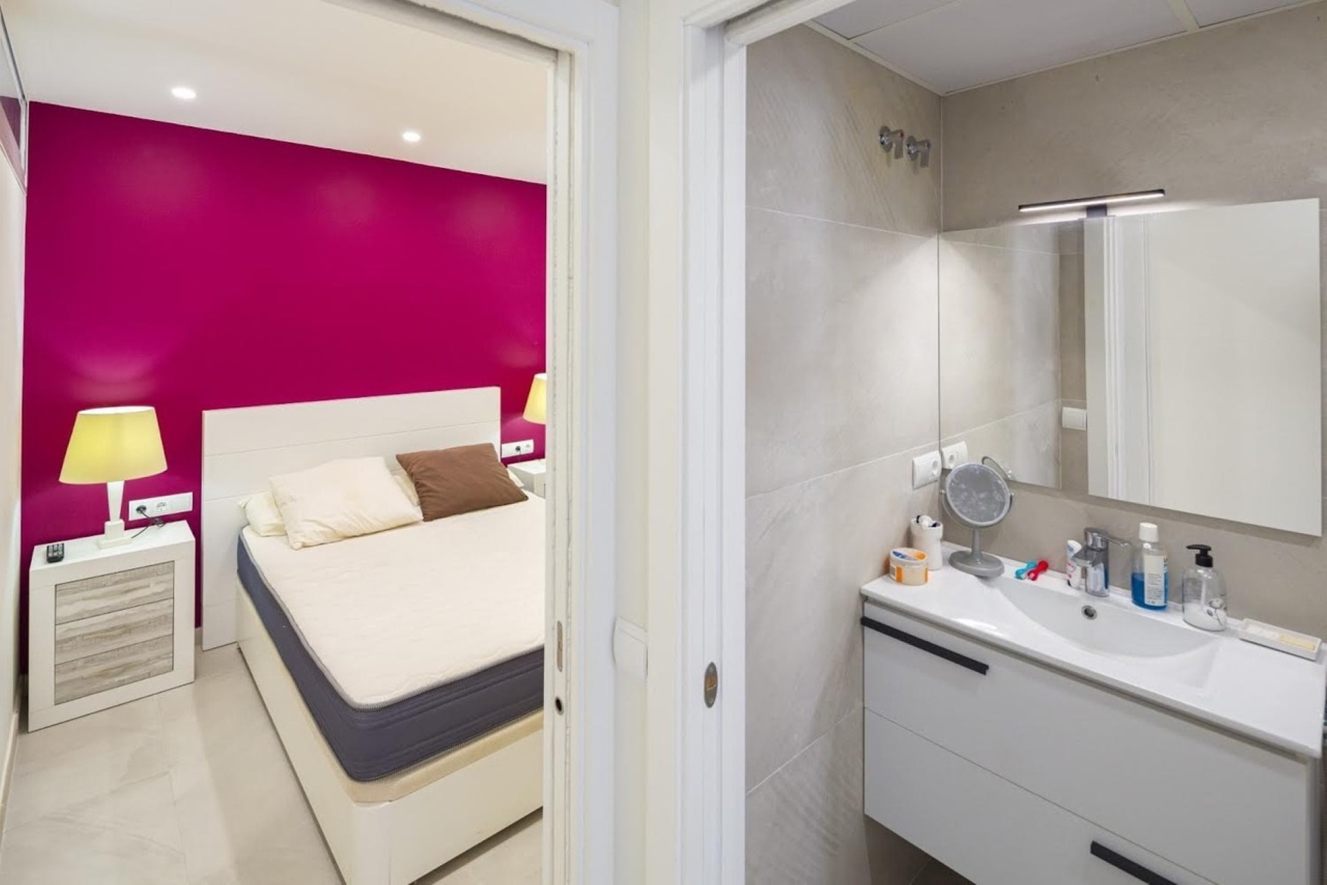 Perfectly located 3 bedroom penthouse in La Dama de Noche, Nueva Andalucia