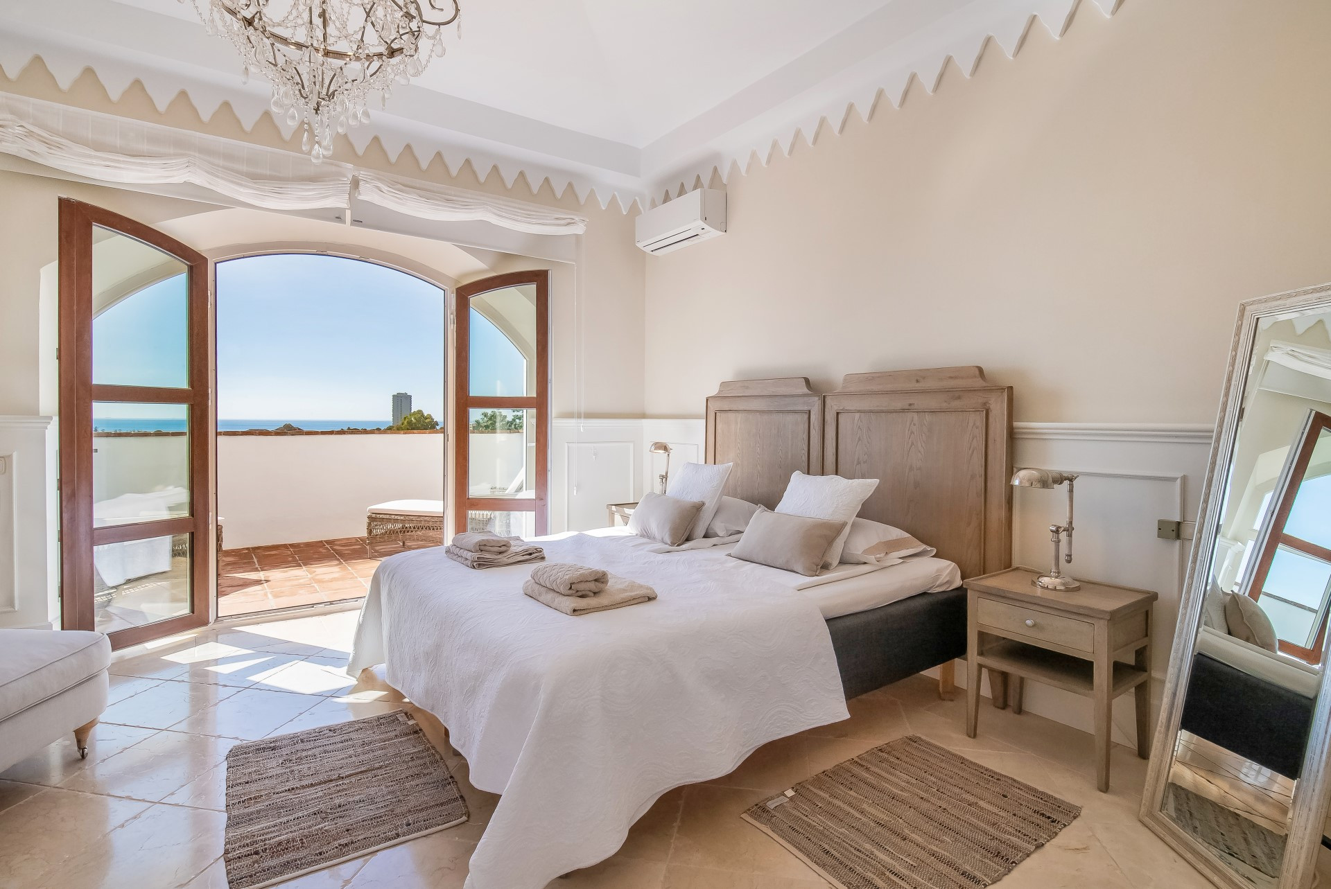 Villa for rent in Elviria, Marbella