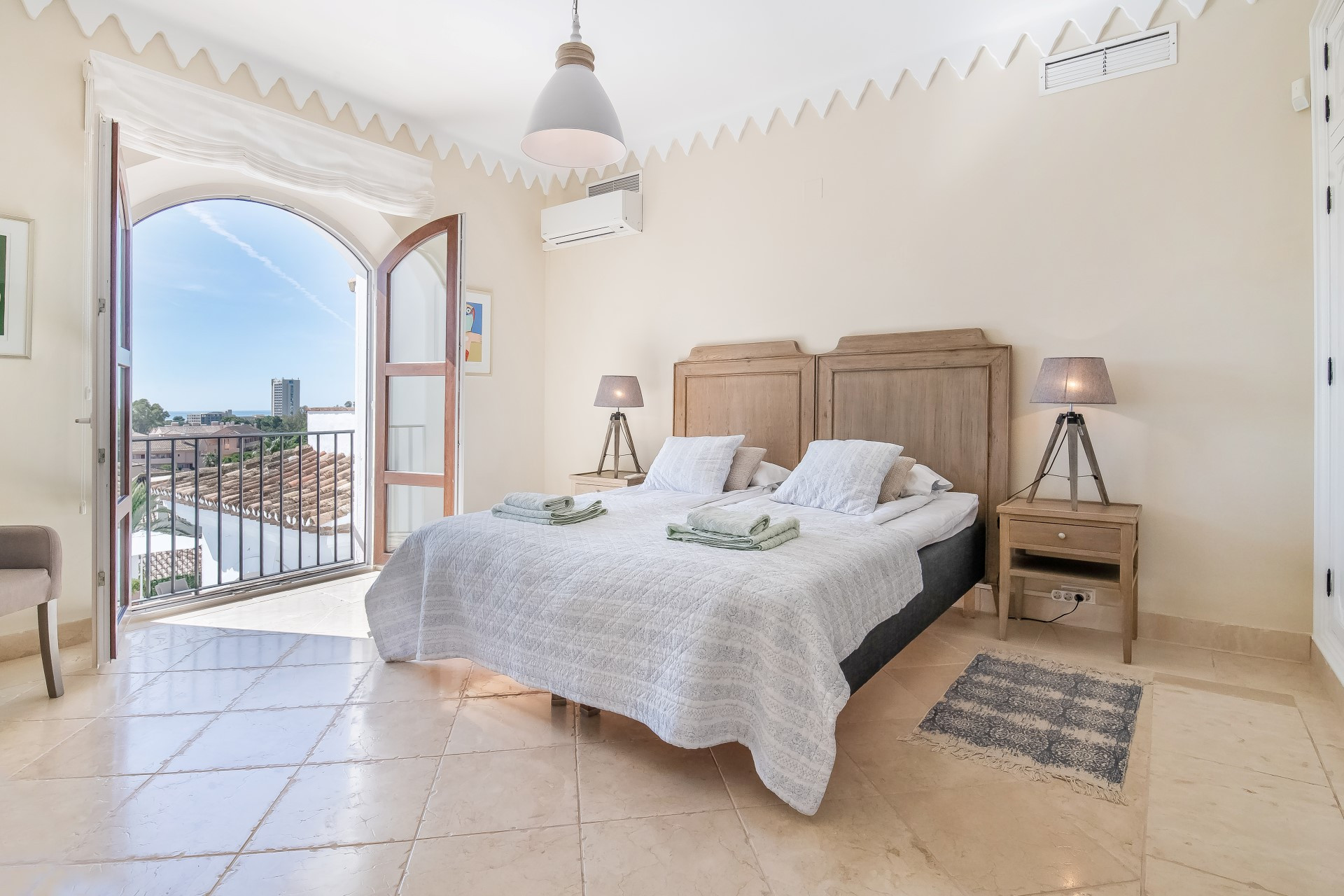 Villa for rent in Elviria, Marbella