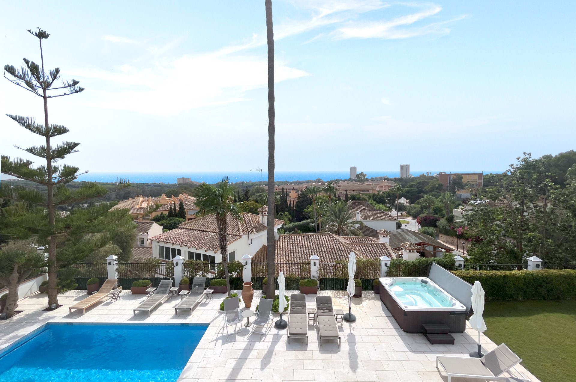 Villa for rent in Elviria, Marbella