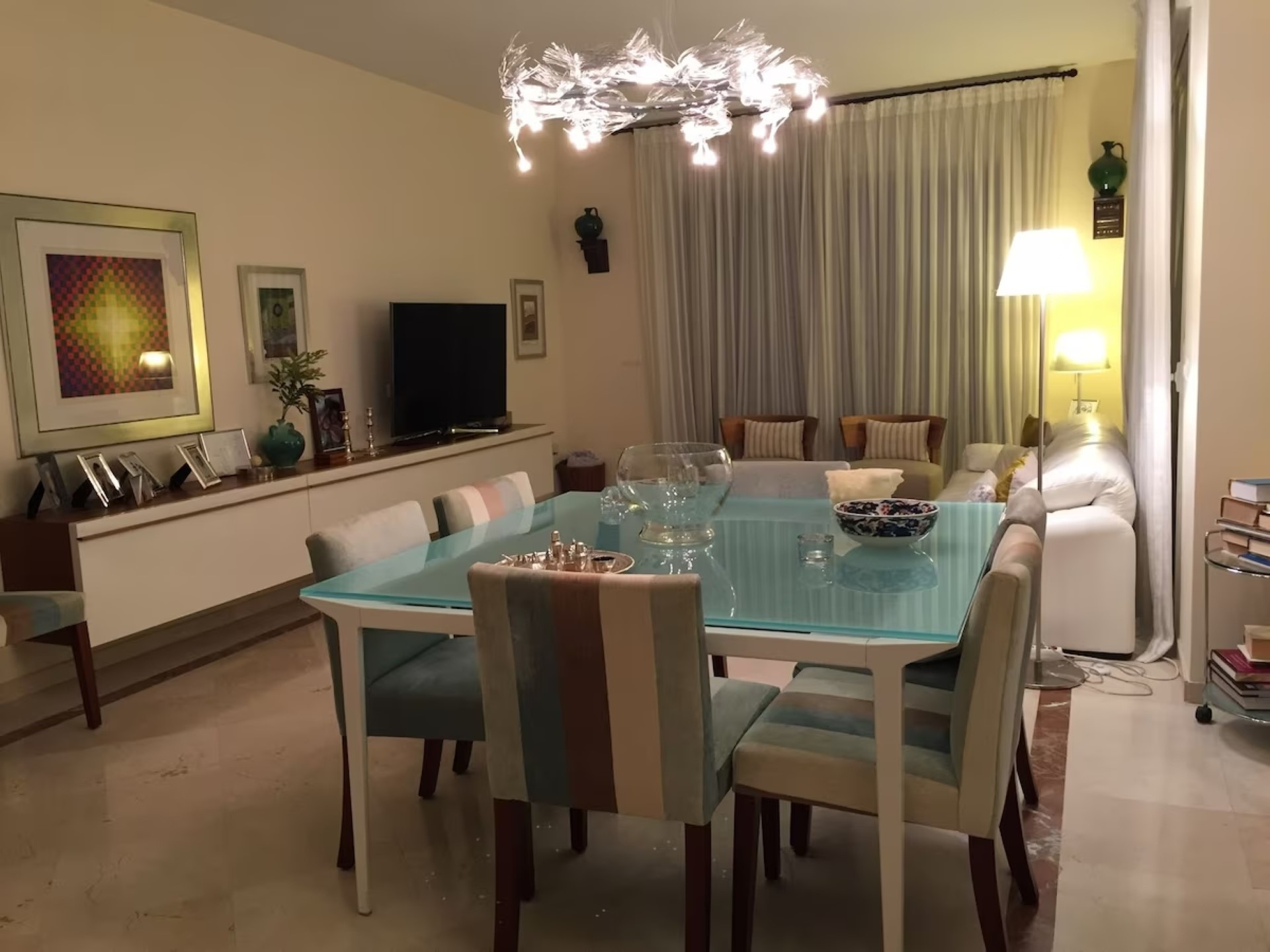 A spacious 3 bedroom apartment in Costalita, Estepona