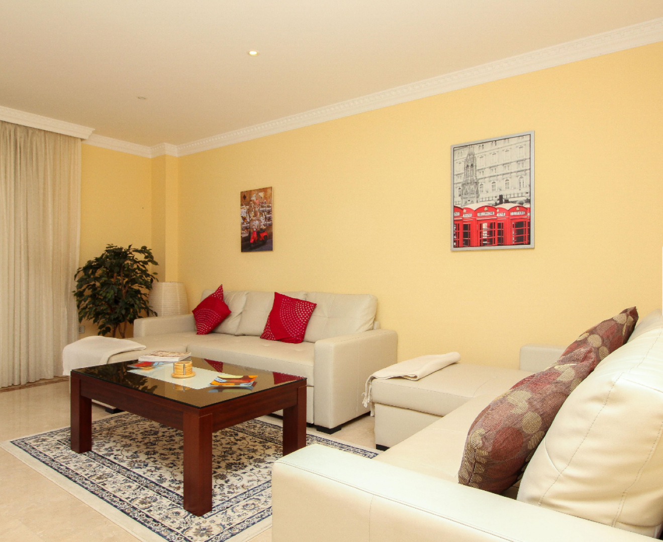 A comfortable 2 bedroom apartment in Las Lomas de Conde Luque, Benahavís