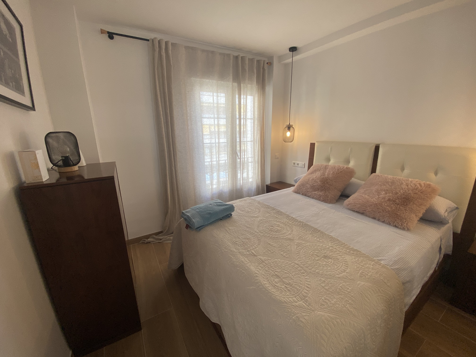 Apartamento reformado de 2 dormitorios junto a la playa en el centro de Marbella