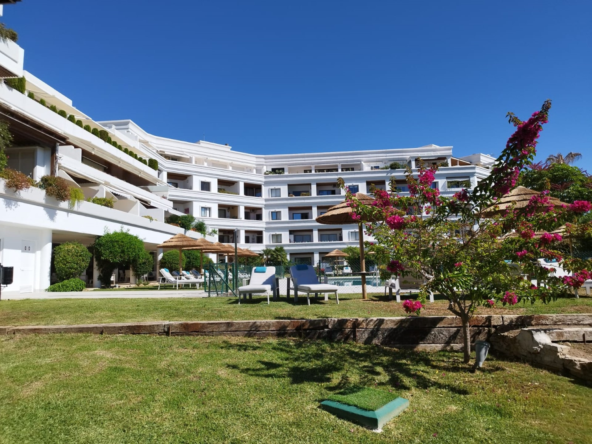 Exclusivo apartamento de 1 dormitorio en el complejo Hotel del Golf de Las Brisas.