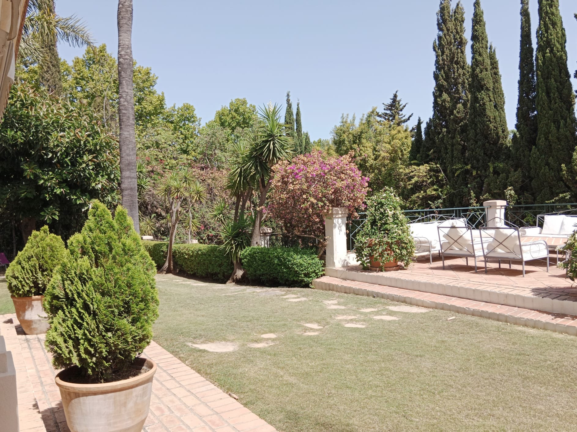 Fantastic classic style villa in Golden Mile Marbella.