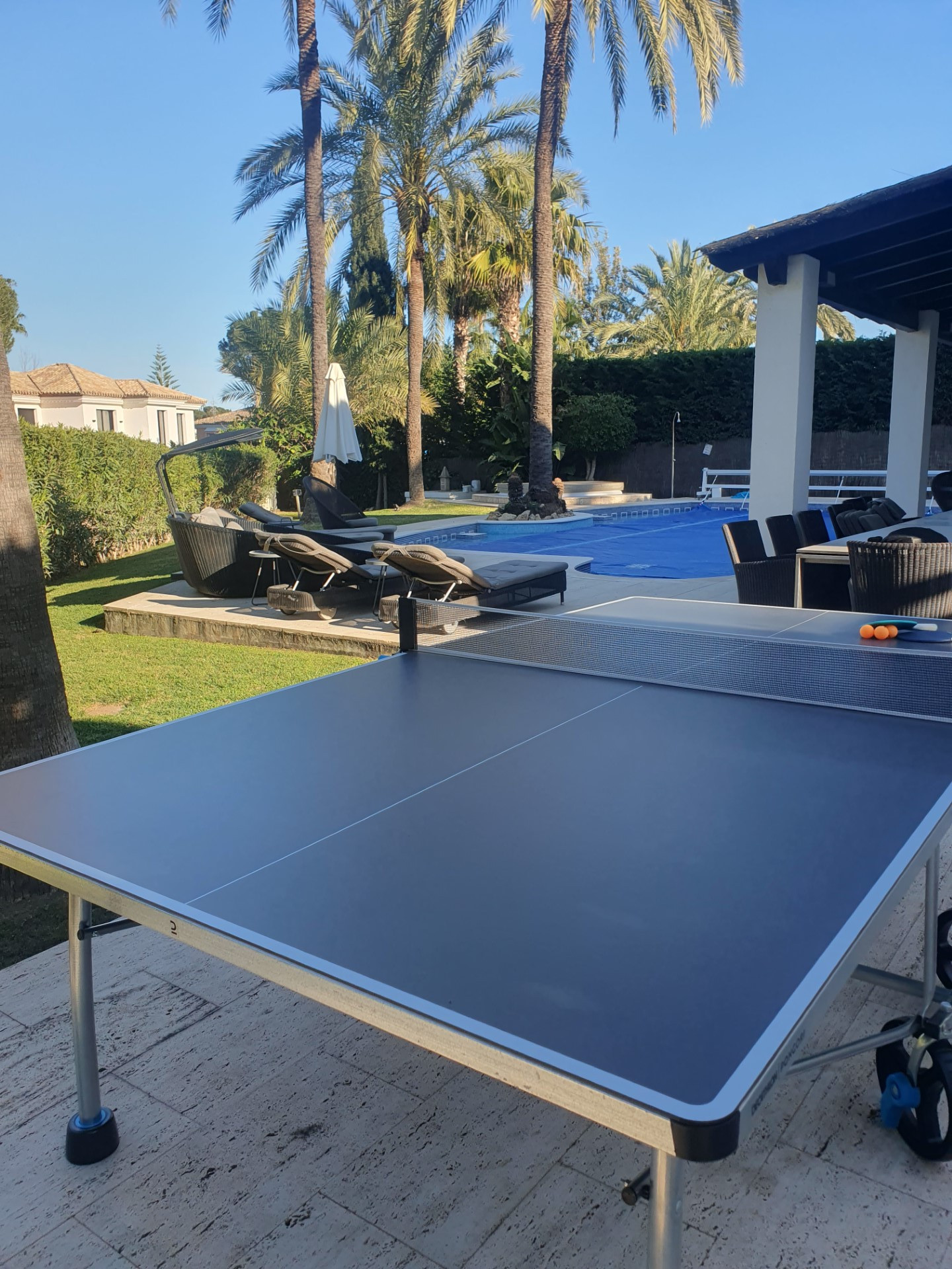 Spectacular contemporary 5 bedroom villa in Las Brisas