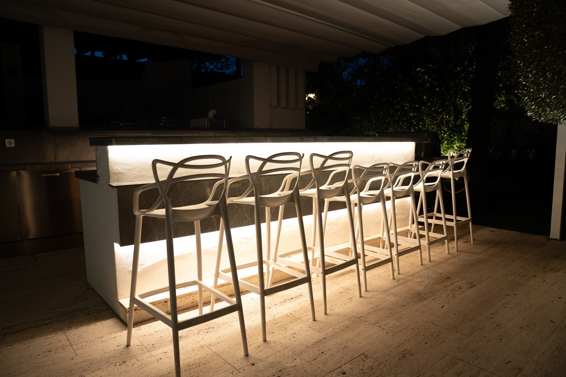 Spectacular contemporary 5 bedroom villa in Las Brisas