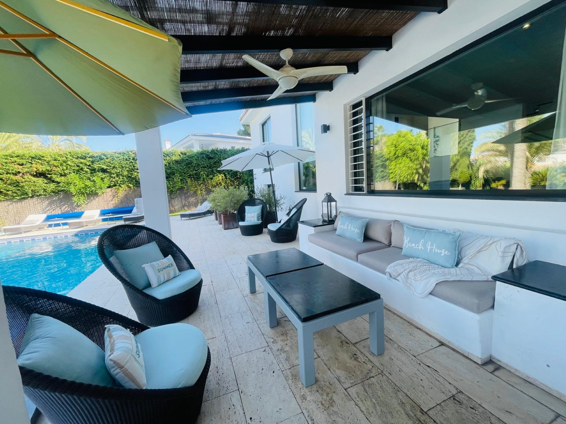 Spectacular contemporary villa for sale and rent in Las Brisas