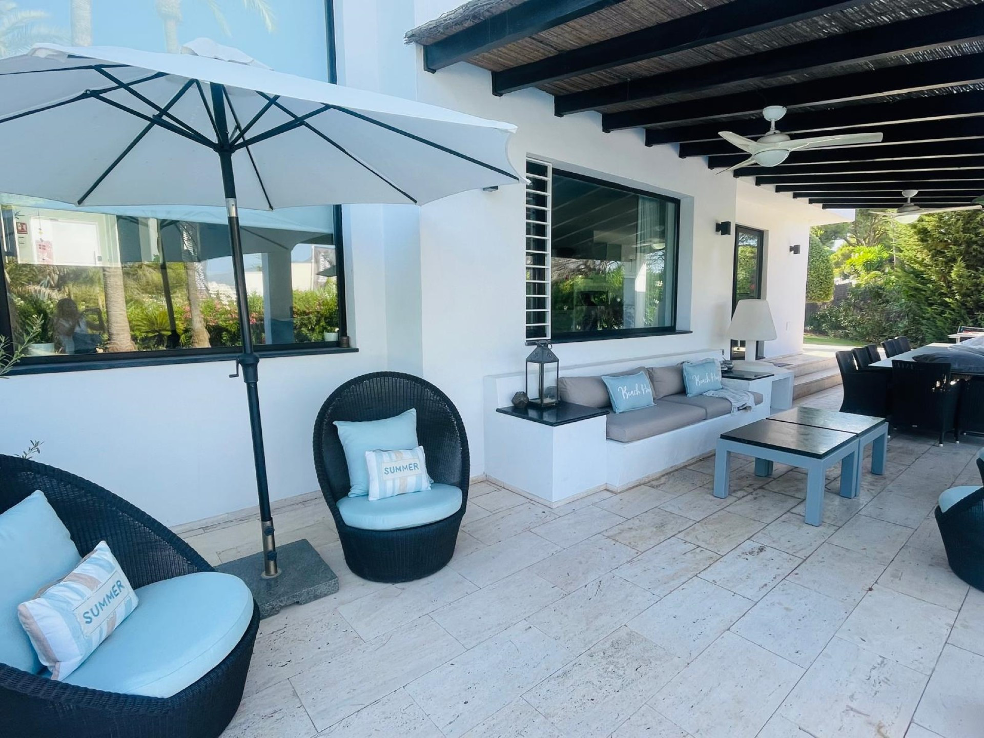Spectacular contemporary villa for sale and rent in Las Brisas