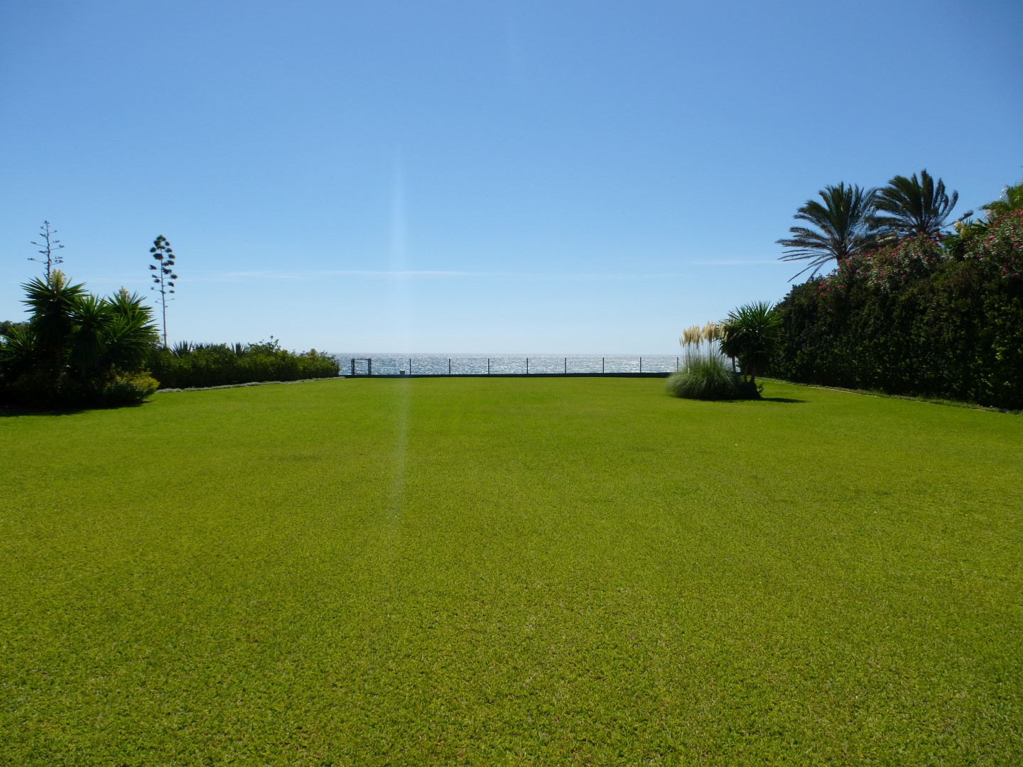 A stunning frontline beach property in Guadalmina Baja