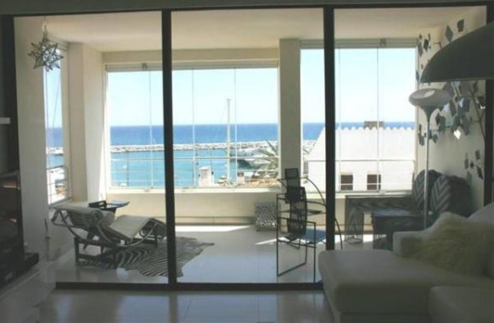 Stunning modern penthouse in Puerto Banus