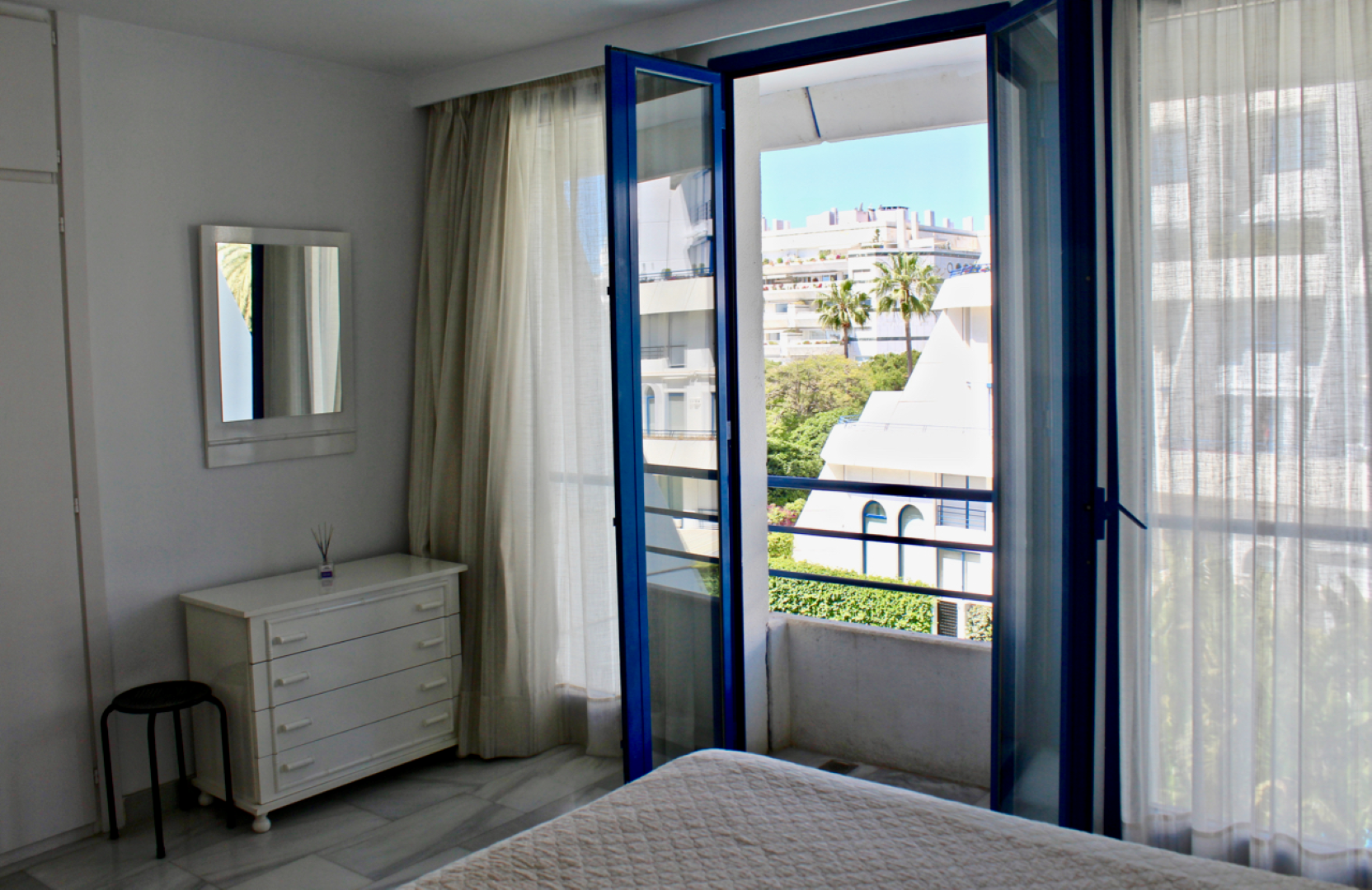 Central apartment for rent 2nd line beach in Marbella