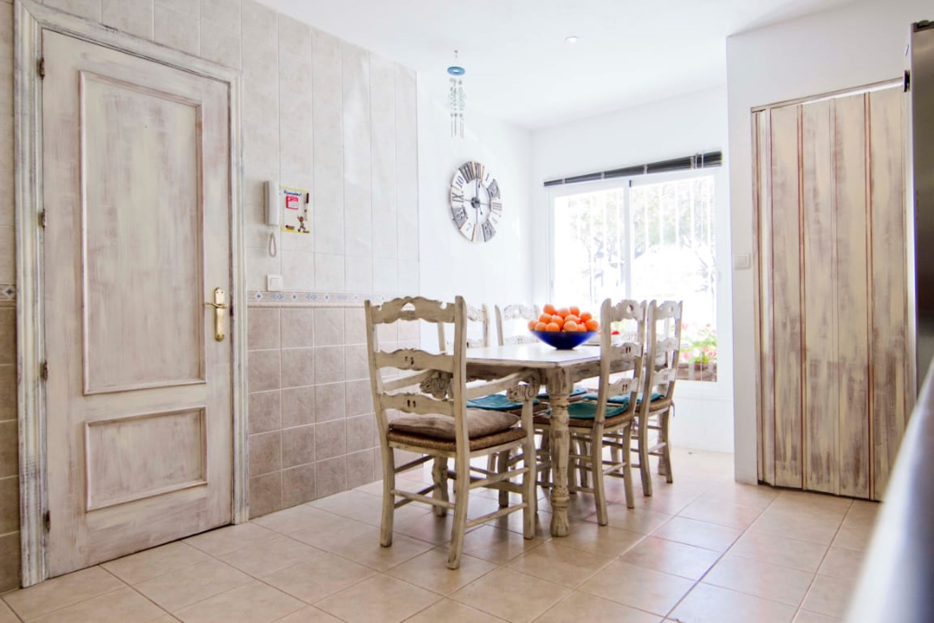 A charming family townhouse in one of San Pedro's best areas