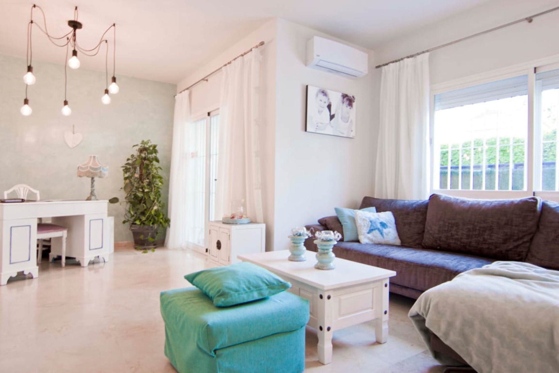 A charming family townhouse in one of San Pedro's best areas