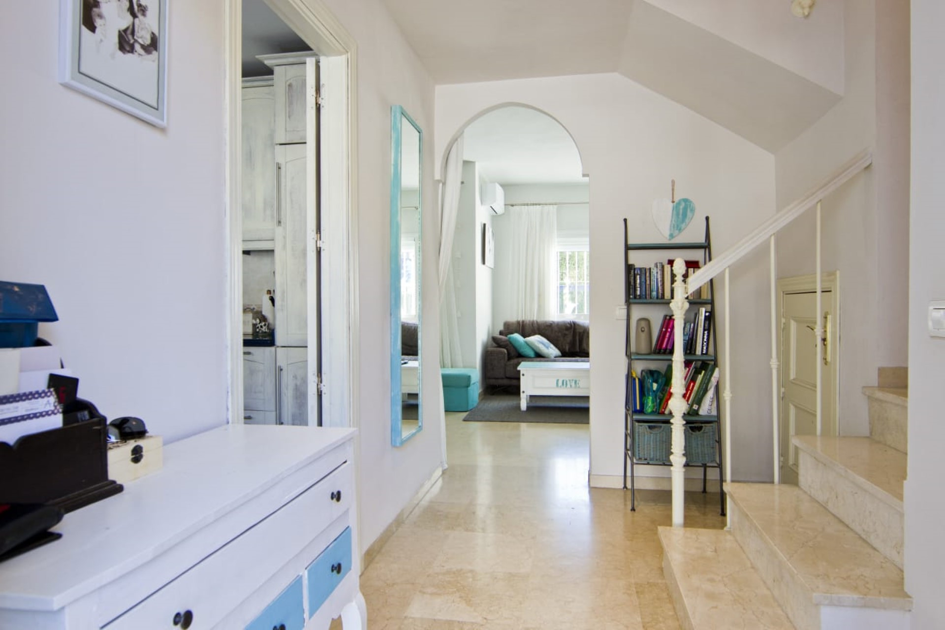 A charming family townhouse in one of San Pedro's best areas