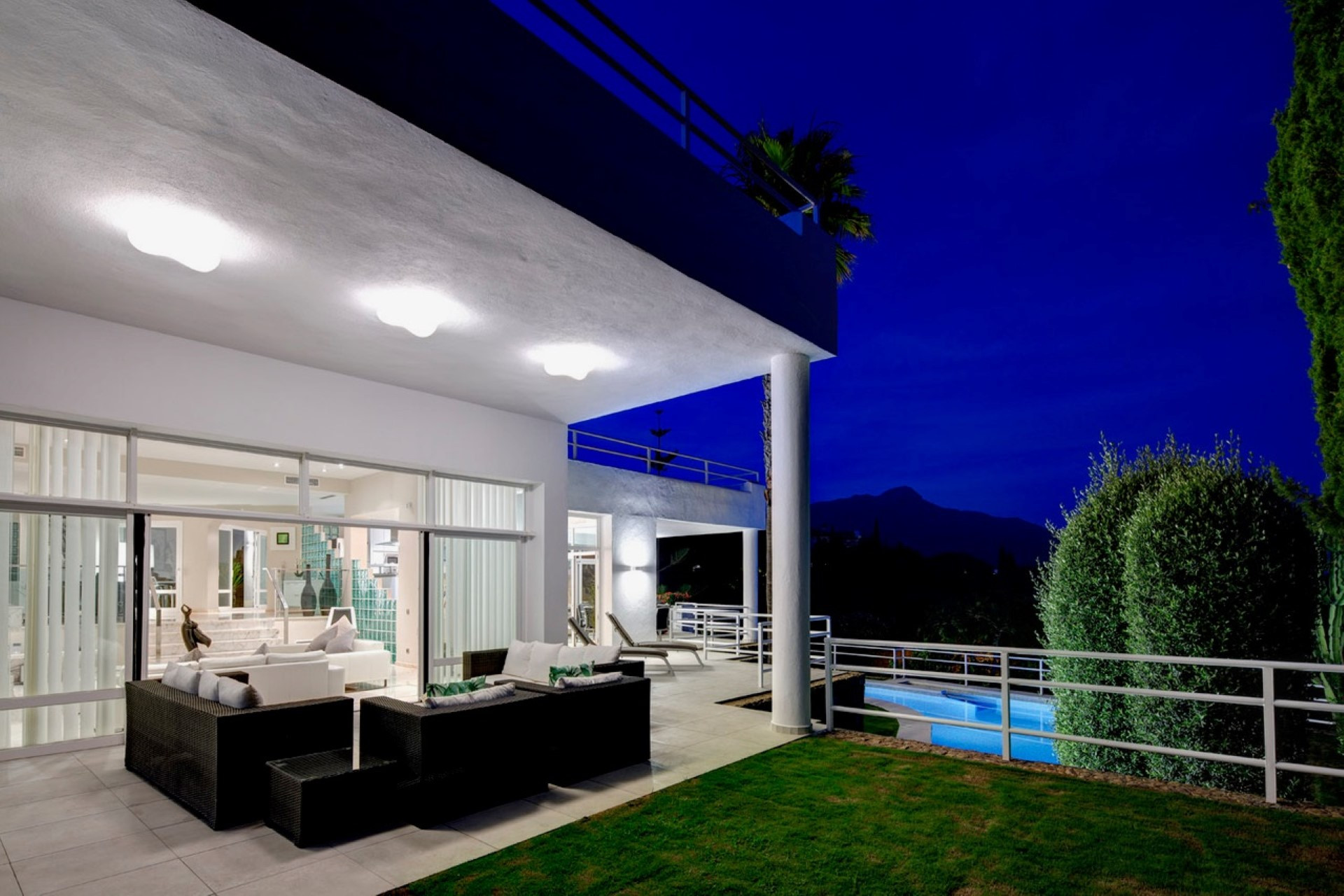 Modern and luxurious villa located in La Quinta Golf Resort