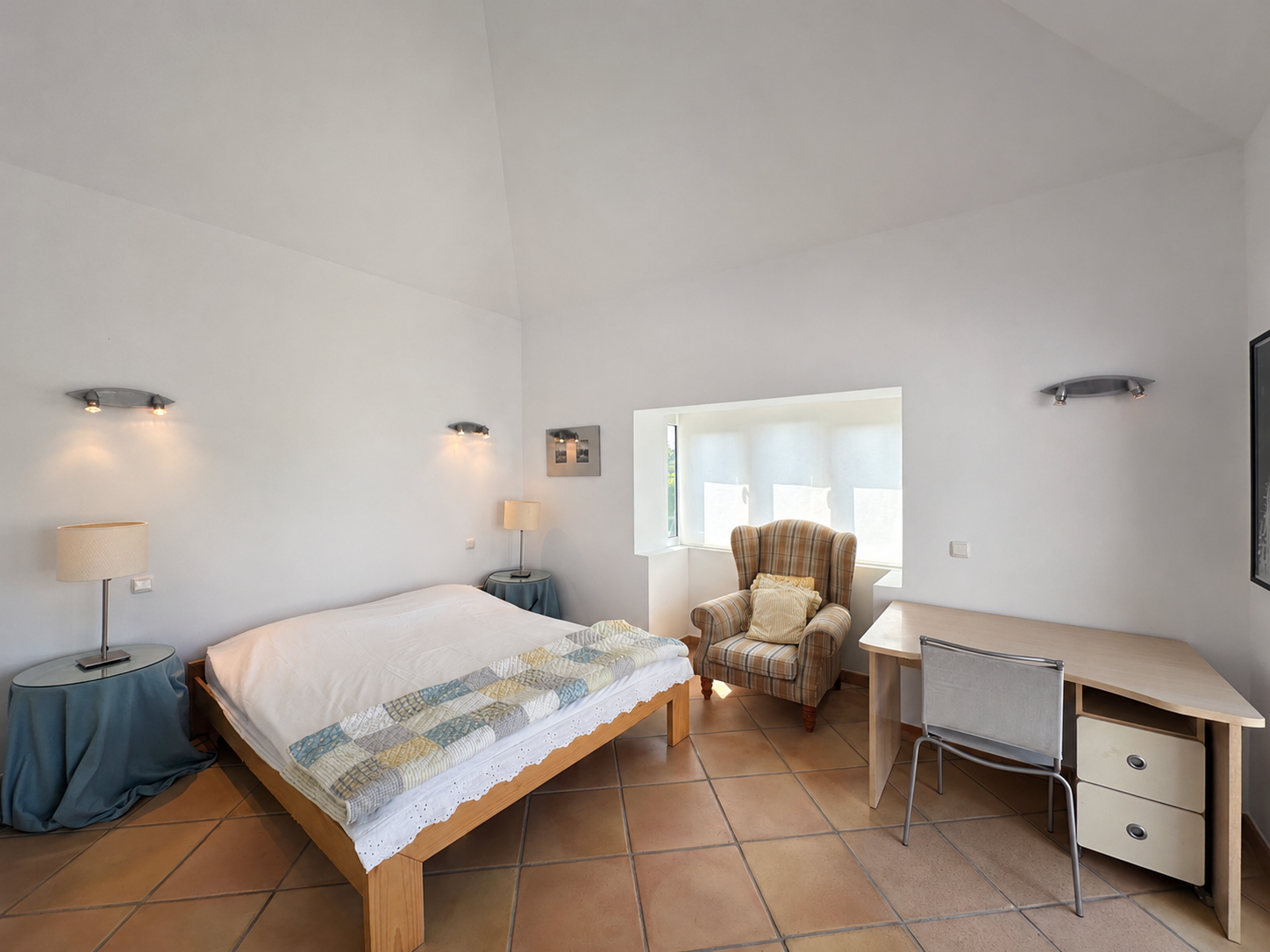 Modern & elegant 5 bedroom villa in La Cerquilla, Nueva Andalucia