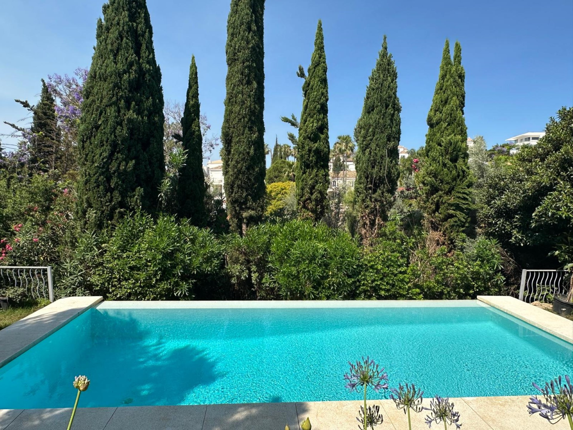 Modern and elegant villa in La Cerquilla, Nueva Andalucia