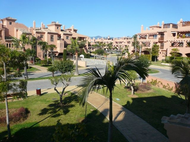 LOVELY APARTMENT IN HACIENDA DEL SOL NEAR MARBELLA AND BEAUTIFUL BEACHES