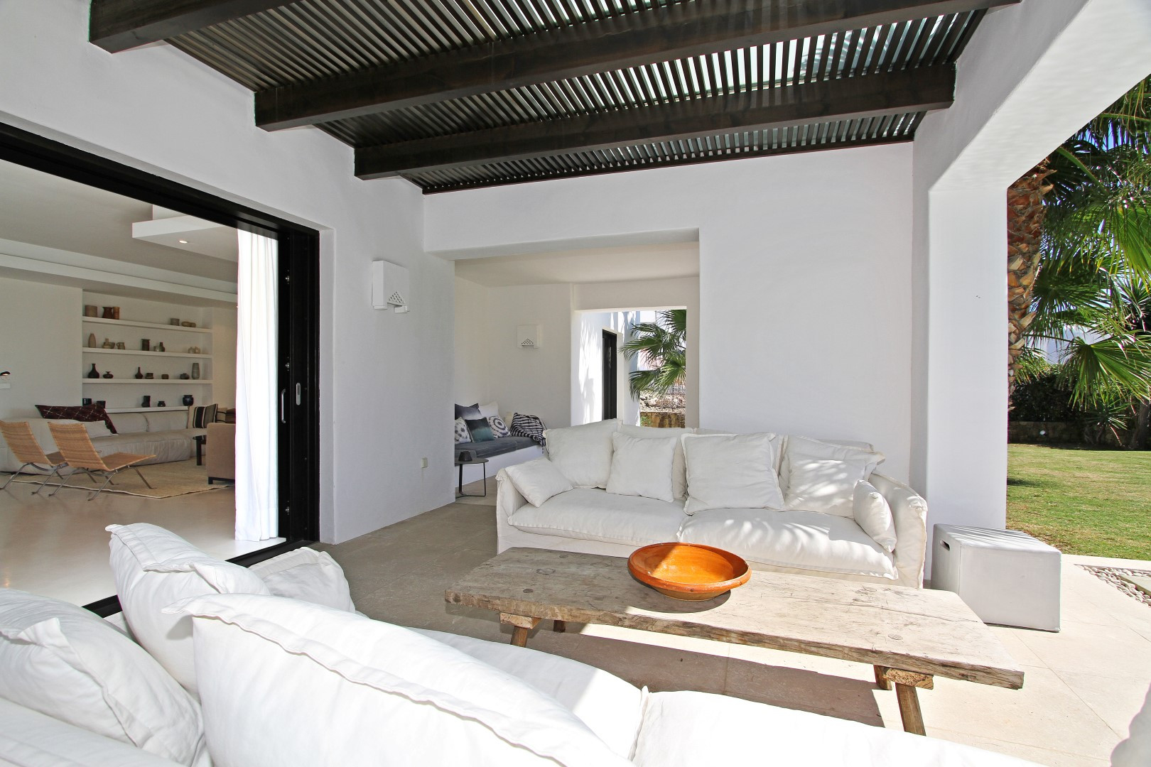 Luxury Ibiza style villa in Altos de Puente Romano