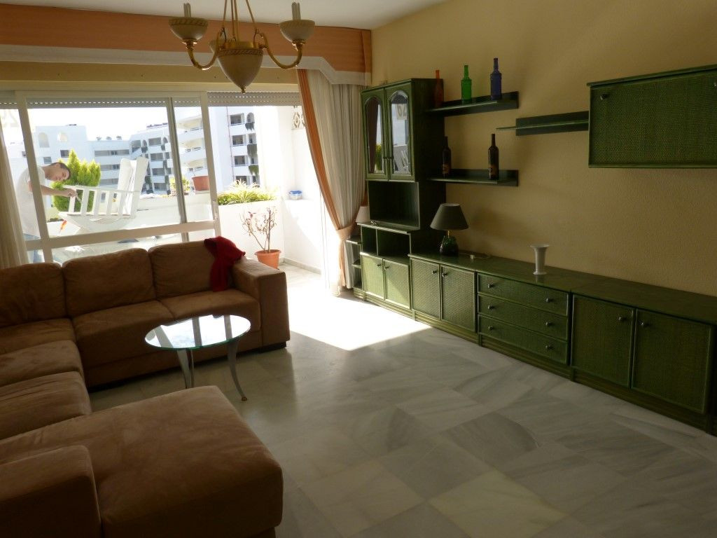 FANTASTIC SEE VIEWS APARTMENT FOR RENT IN MARBELLA CENTRE