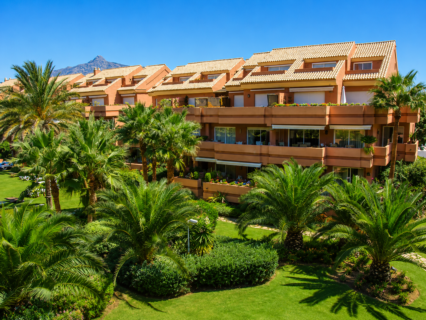 Ático dúplex de lujo en El Embrujo Playa, Puerto Banús
