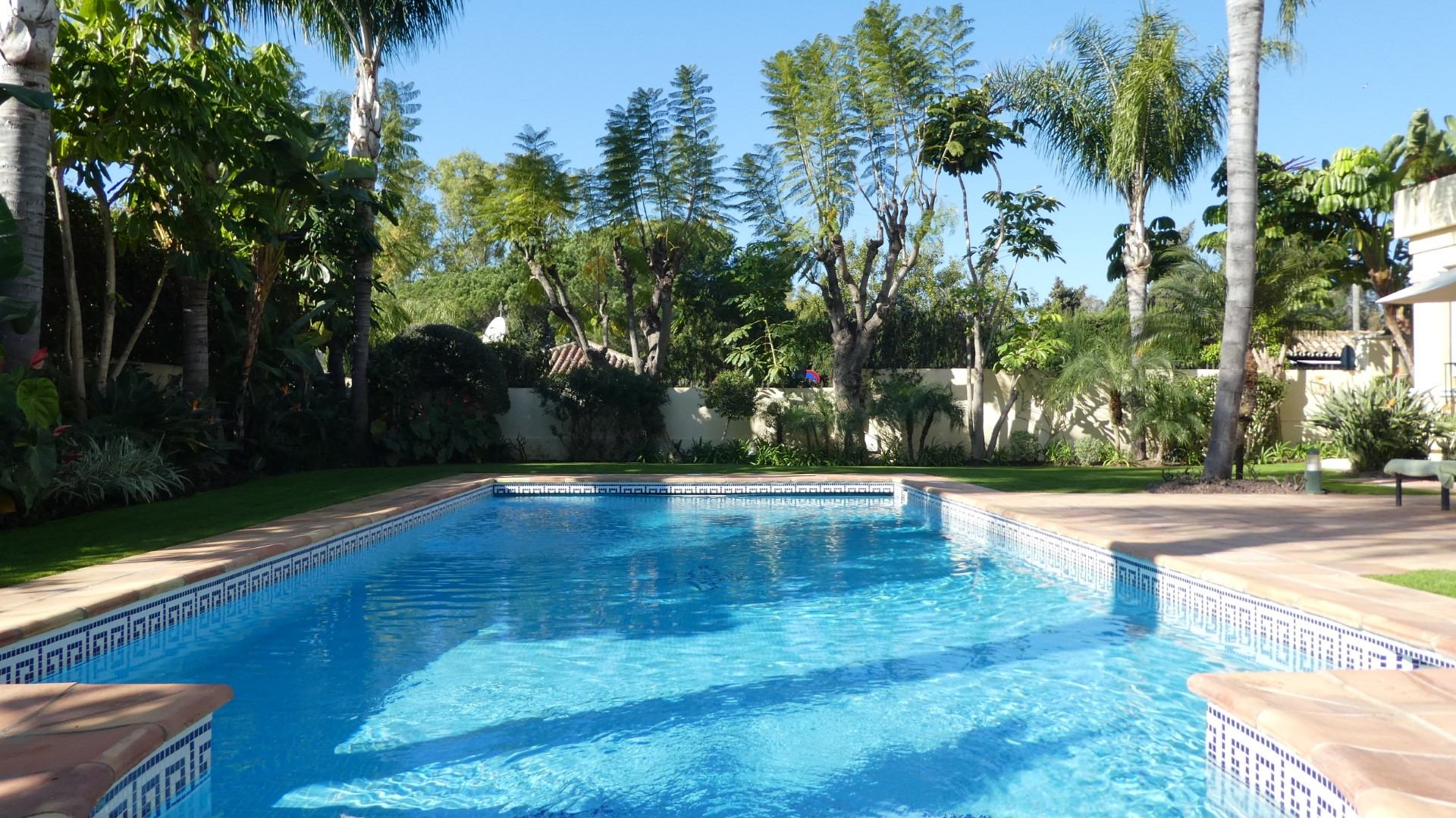 South facing front line villa in Golden Mile Beach