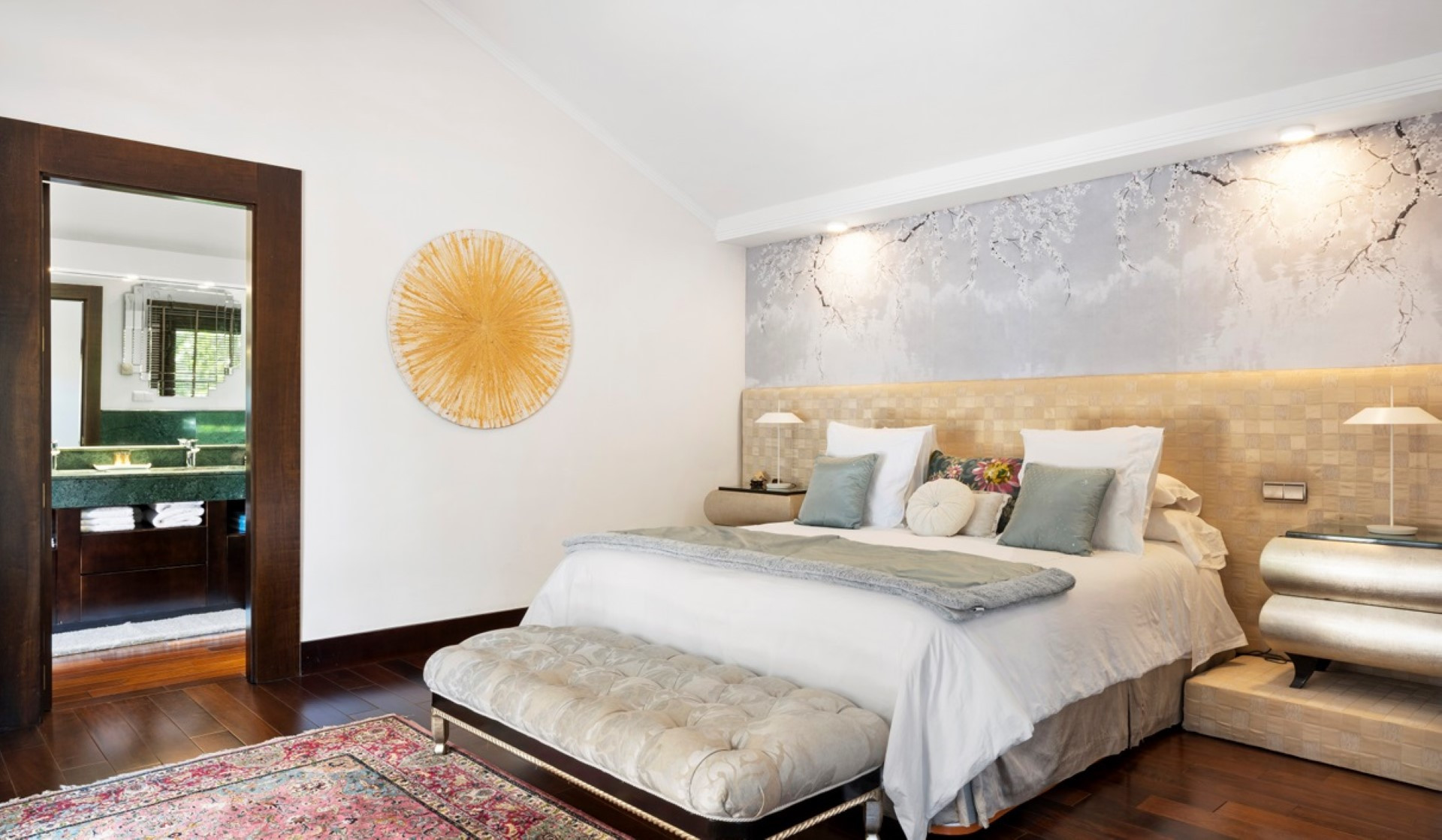 Magnificient estate including two independent villas on Marbella Golden Mile