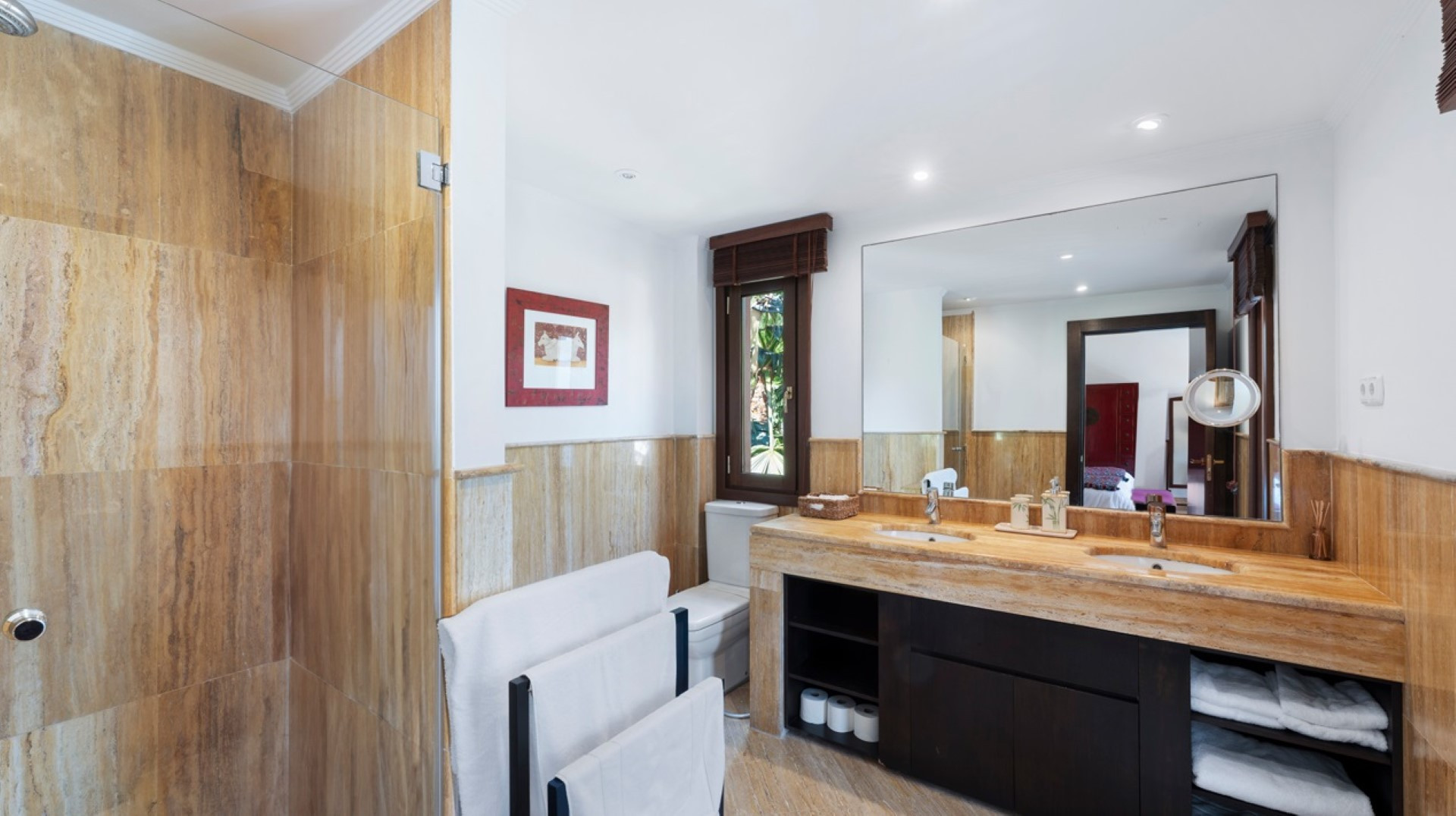 Magnificient estate including two independent villas on Marbella Golden Mile