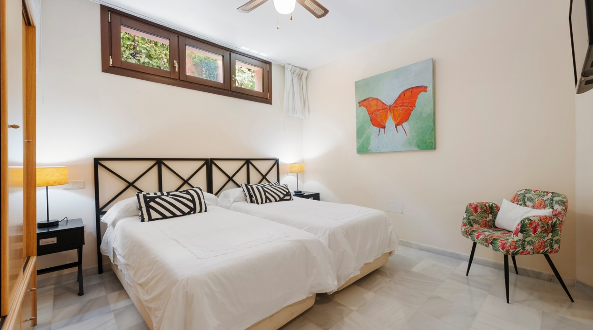 Magnificient estate including two independent villas on Marbella Golden Mile