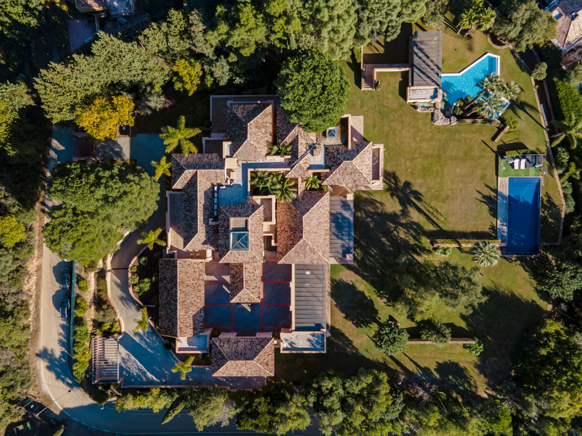 Fabulosa prestigiosa villa en la tranquila zona de Cascada de Camojan