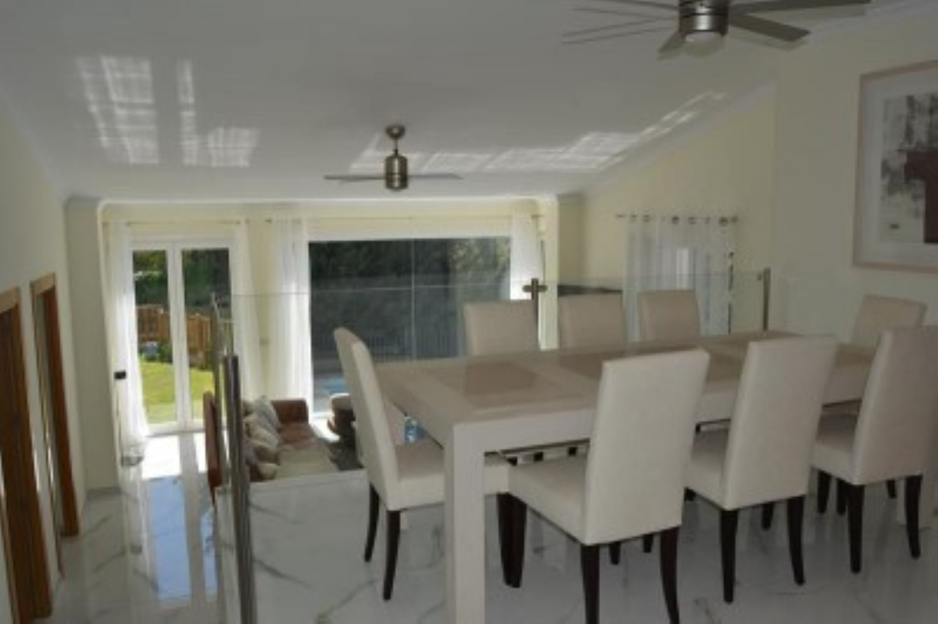 Independent 5 bedroom villa in El Rosario