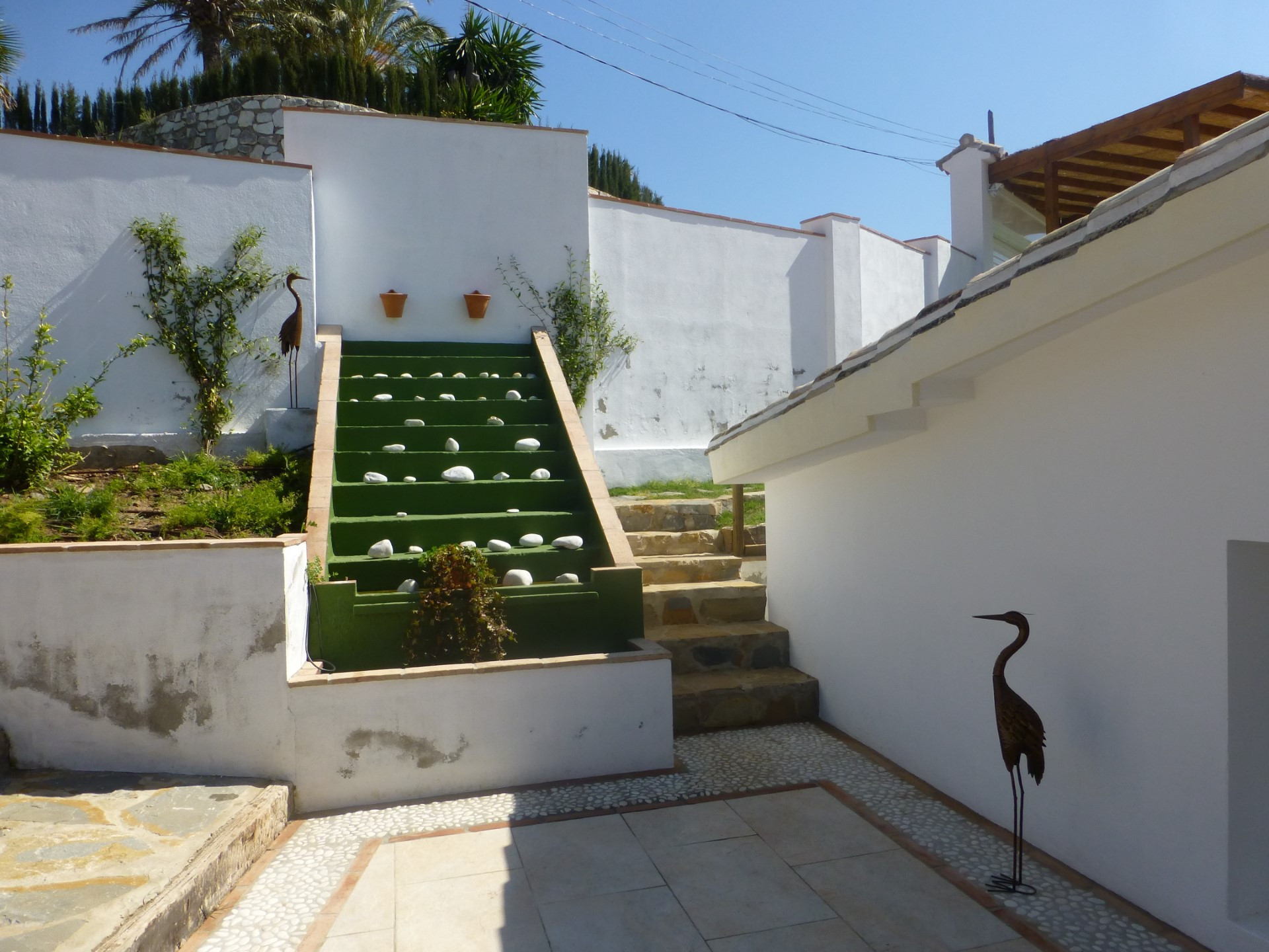 Independent 5 bedroom villa in El Rosario