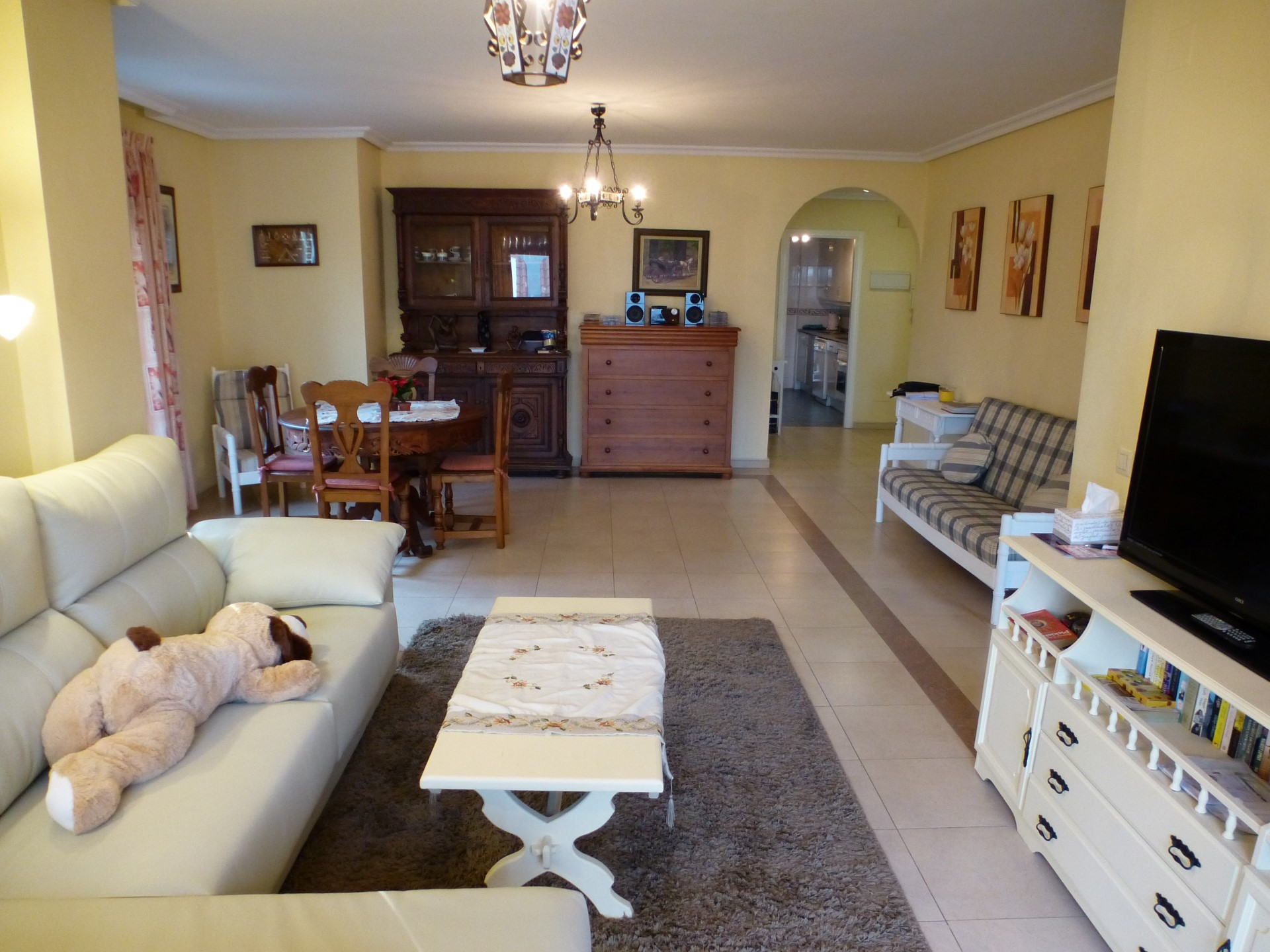 Lovely 2 bedroom apartment in La Maestranza, Nueva Andalucia