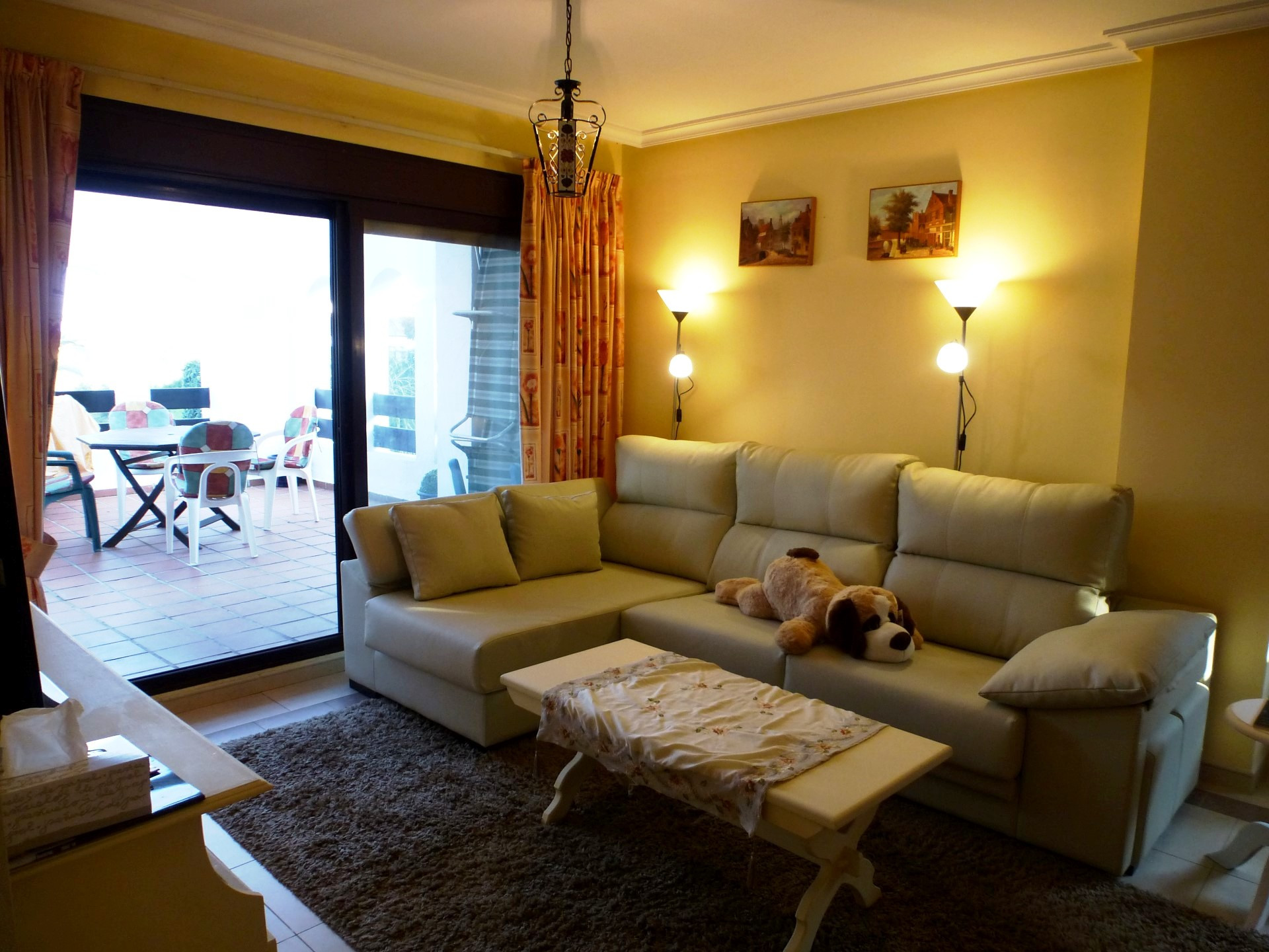 Lovely 2 bedroom apartment in La Maestranza, Nueva Andalucia