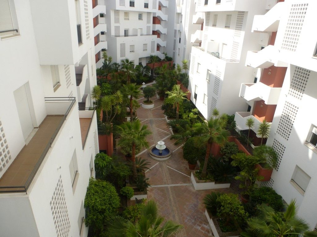 Encantador apartamento de fantásticas vistas en Puerto Banús