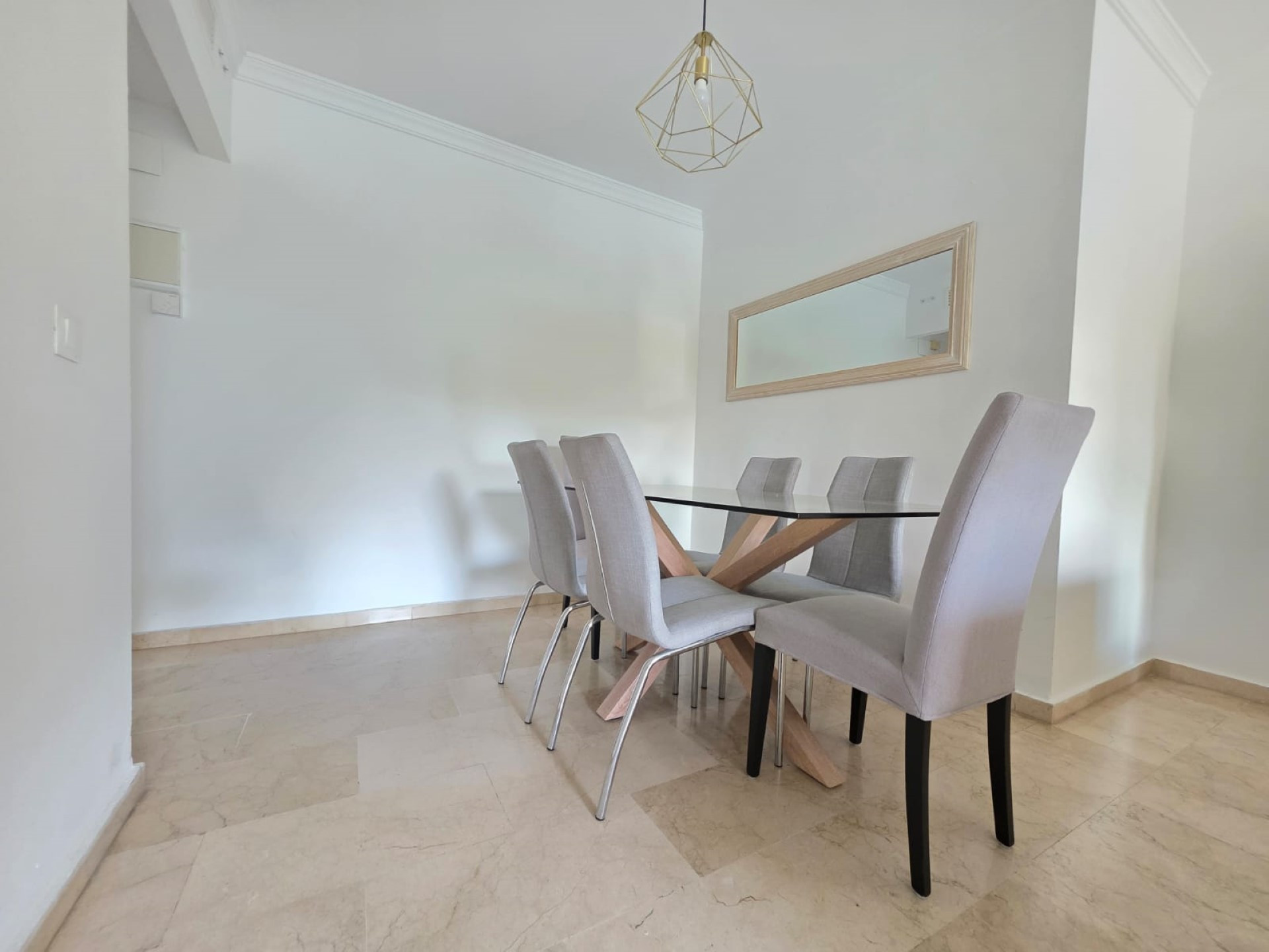 Luminoso apartamento en Las Terrazas de Banús