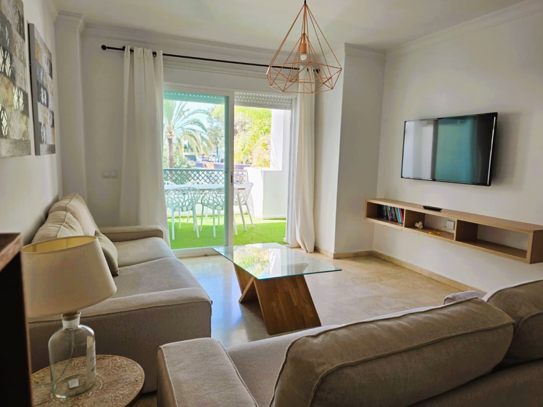 Luminoso apartamento en Las Terrazas de Banús