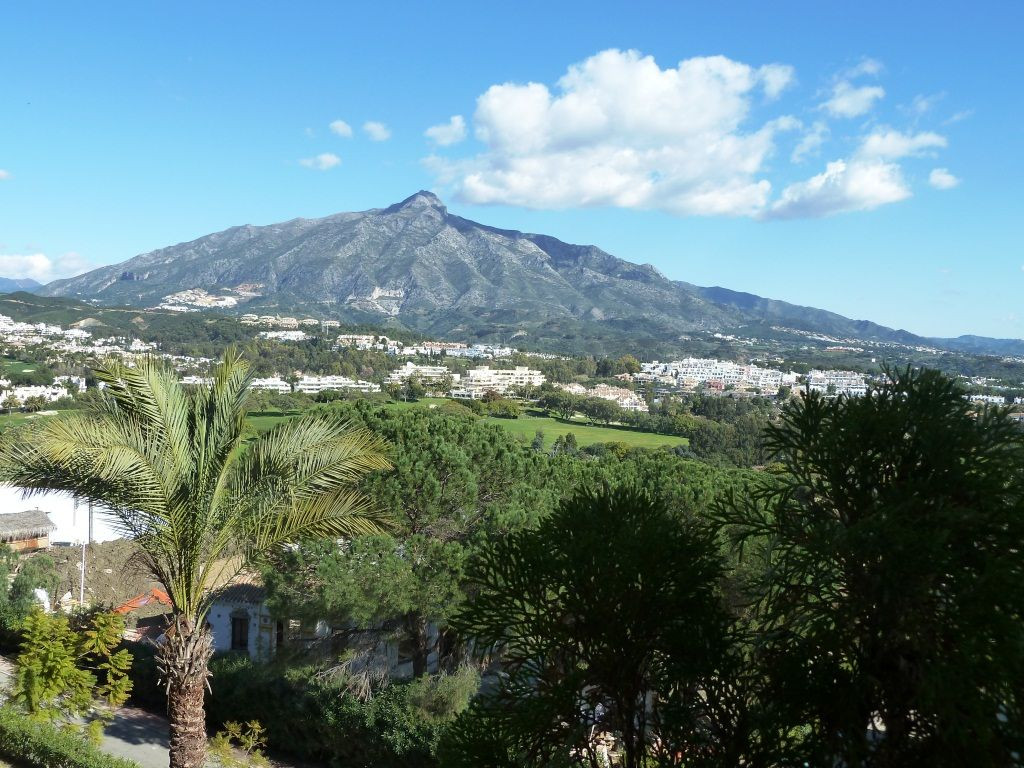 Apartamento de lujo en planta baja en La Corniche