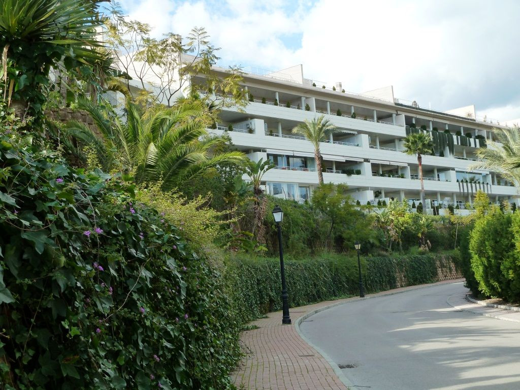 Luxury ground floor apartment in La Corniche