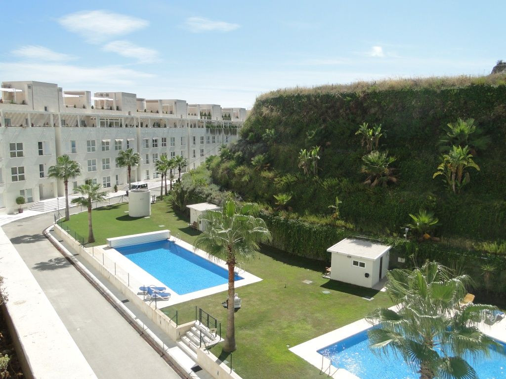 Apartamento de lujo en planta baja en La Corniche