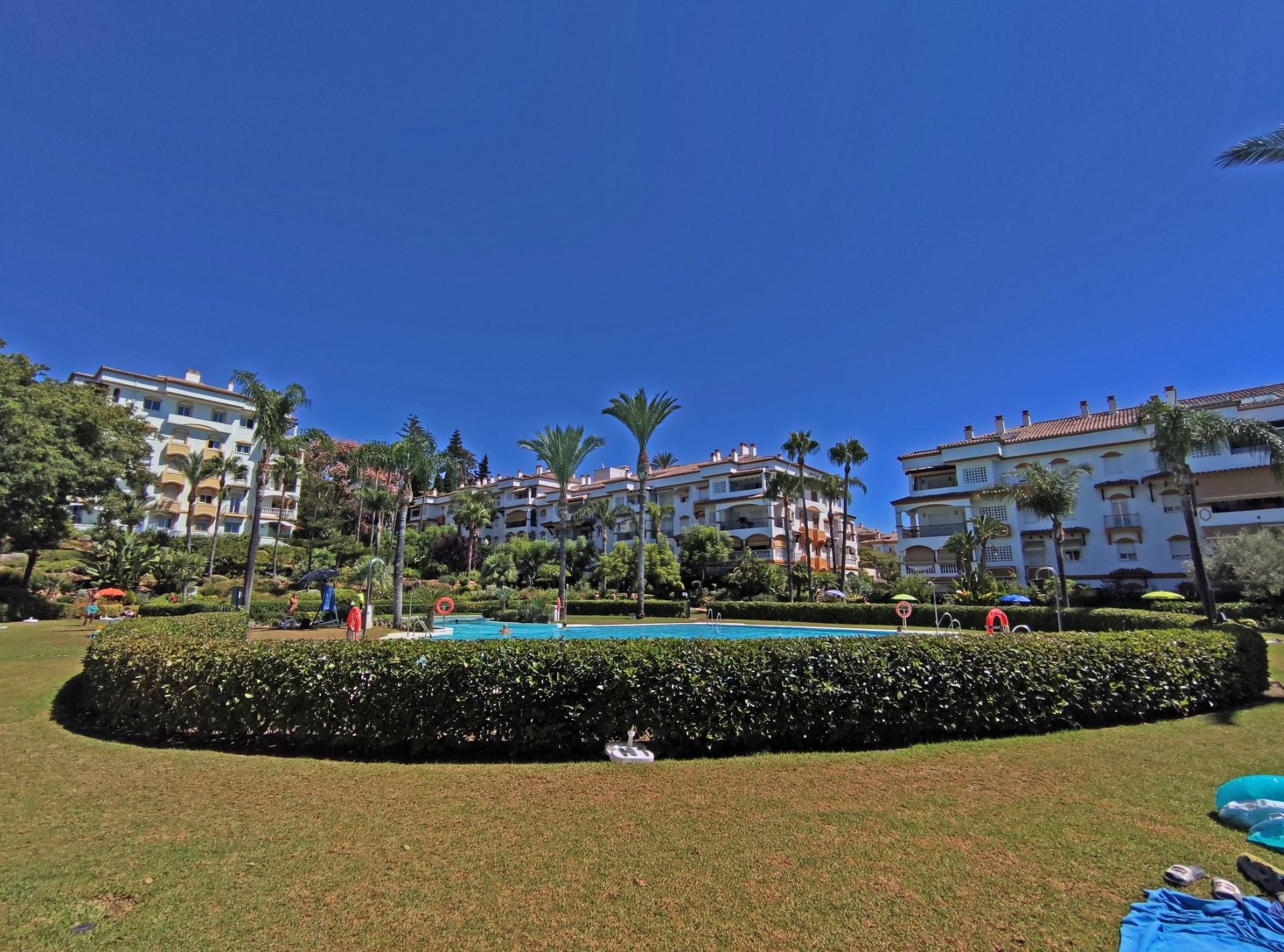 4 bedroom apartment on the Golden Mile with wonderful sea views