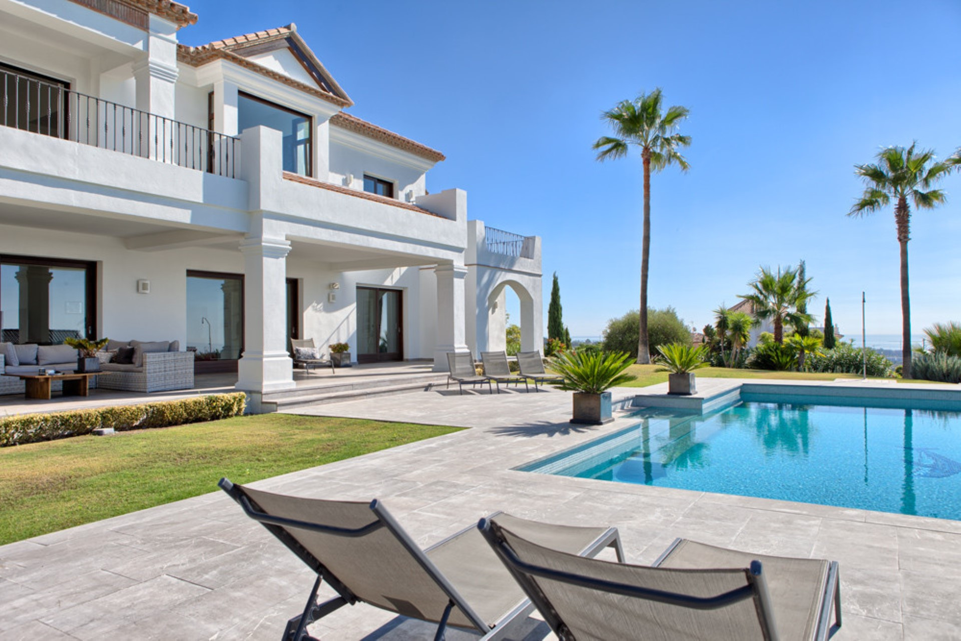 Luxury 6 bedroom villa in Los Flamingos Golf, Benahavis