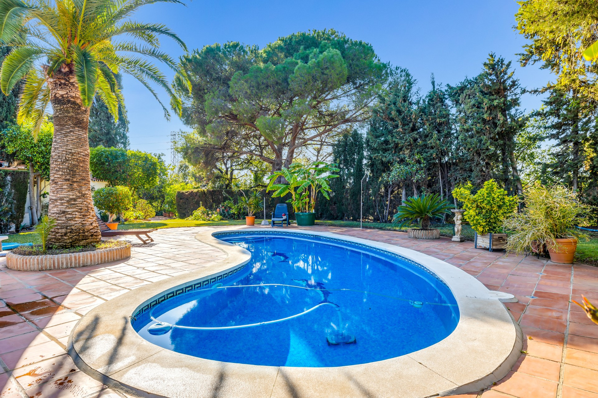 Rustic charm 5 bedroom villa in Selwo, Estepona