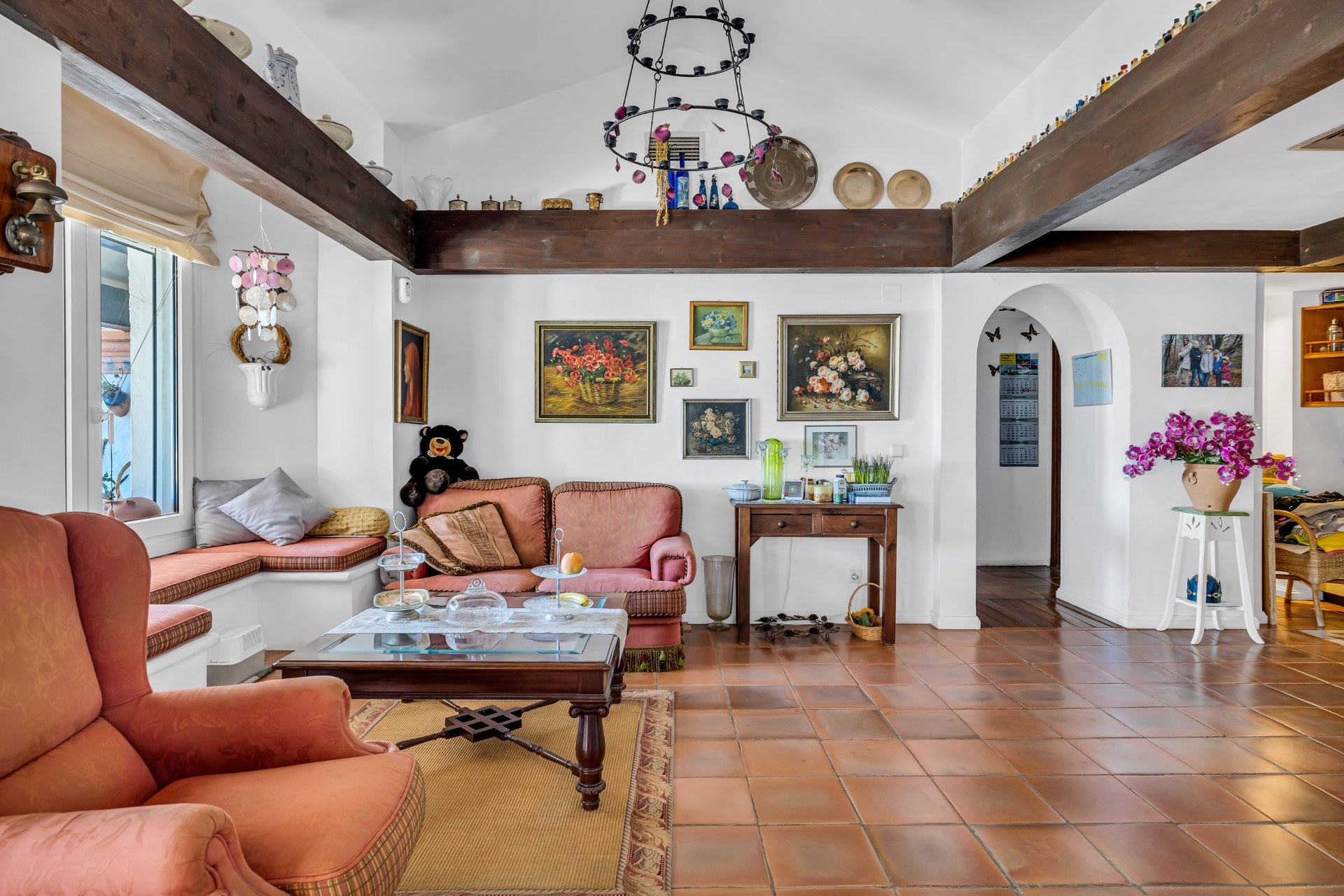 Villa con encanto rústico de 5 dormitorios en Selwo, Estepona