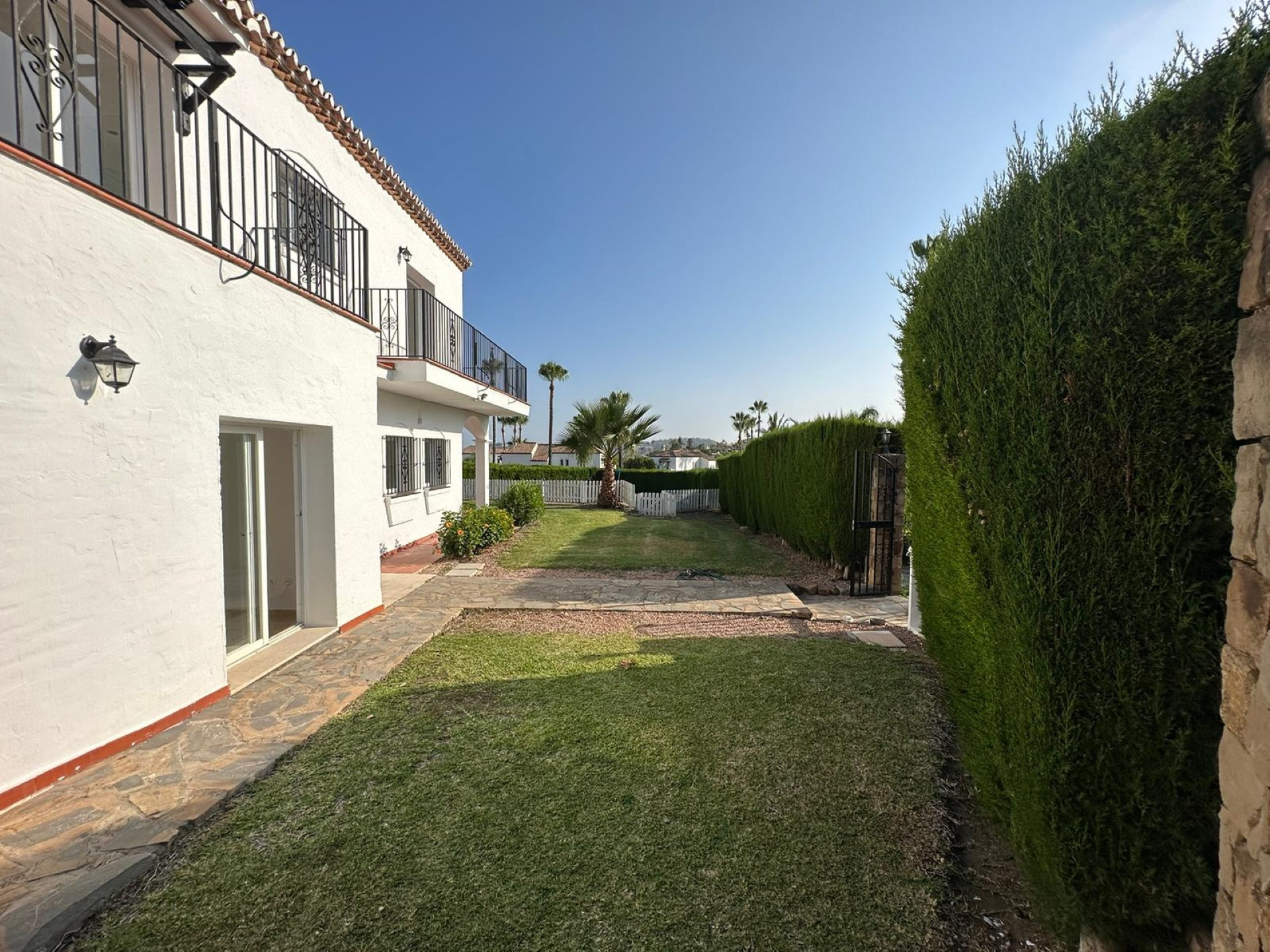 5 bedroom family villa in Marbella Country Club, Nueva Andalucia