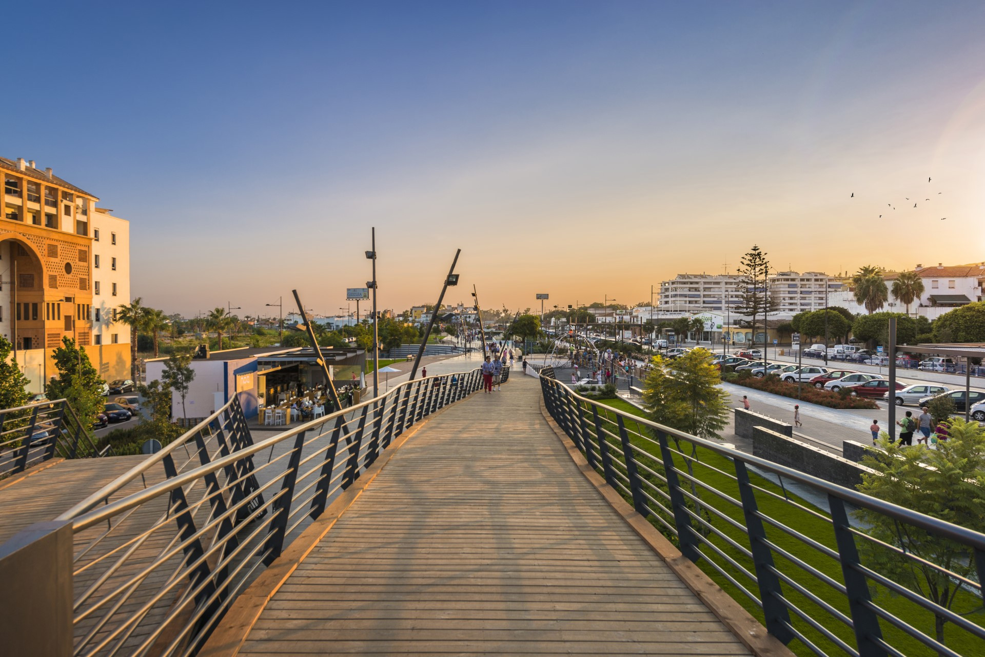 Brand new 3 bedroom beachside apartment in San Pedro de Alcantara