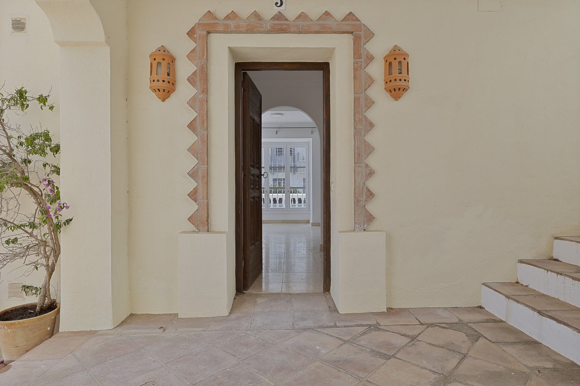 Encantadora casa adosada de 3 dormitorios en La Perla de La Heredia, Benahavis